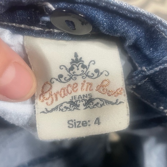 Vigoss Blue Denim Shorts with Rolled Cuffs/ Grace in LA Bundle Size 4 - Picture 8 of 9